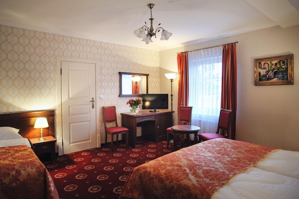 Hotel Kopernik Ciechocinek Habitación foto
